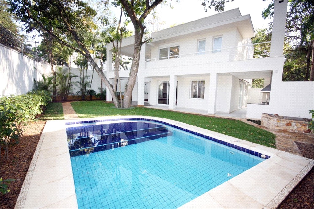 Casa em Condominio - Jardim Petrópolis Casa em Condominio - Jardim Petrópolis